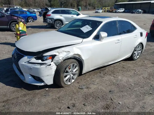 JTHBA1D26G5020899 2016 LEXUS IS - Image 2