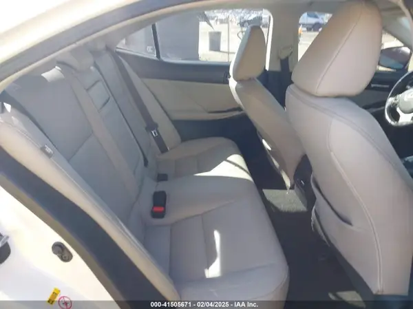 JTHBA1D26G5020899 2016 LEXUS IS - Image 8
