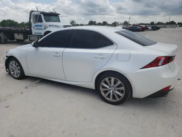 JTHBA1D26G5024628 2016 LEXUS IS - Image 2