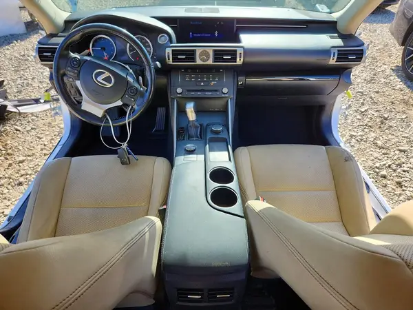 JTHBA1D26G5026282 2016 LEXUS IS - Image 8
