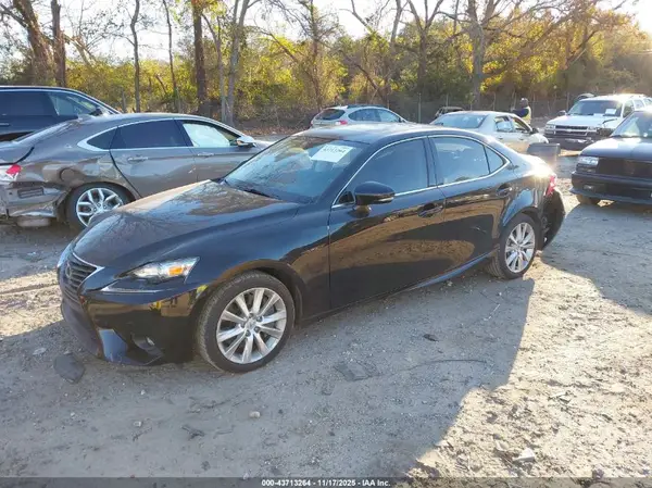JTHBA1D26G5027920 2016 LEXUS IS - Image 2
