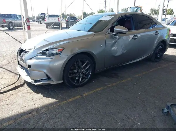 JTHBA1D26G5035709 2016 LEXUS IS - Image 2