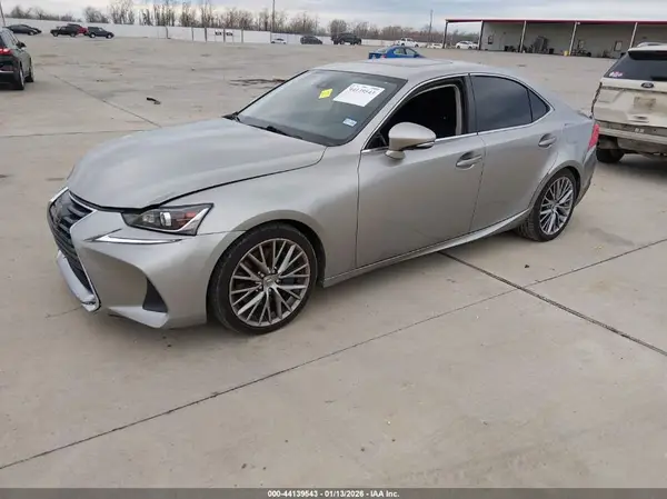 JTHBA1D26H5044119 2017 LEXUS IS - Image 2