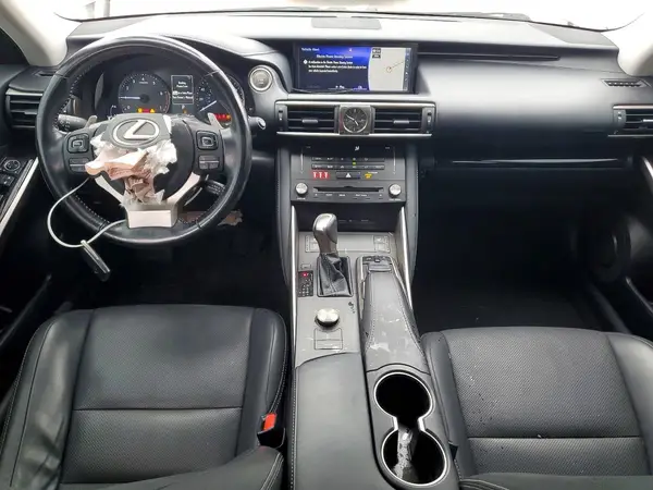 JTHBA1D26H5046100 2017 LEXUS IS - Image 8