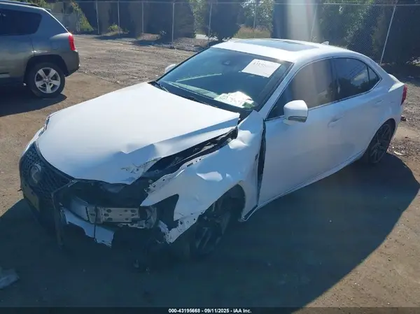 JTHBA1D26J5065199 2018 LEXUS IS - Image 2