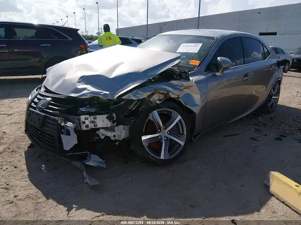 JTHBA1D26J5068930 2018 LEXUS IS - Image 2