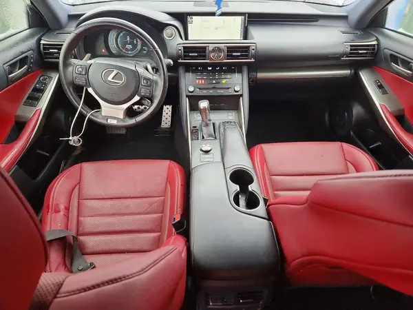 JTHBA1D26J5070225 2018 LEXUS IS - Image 8
