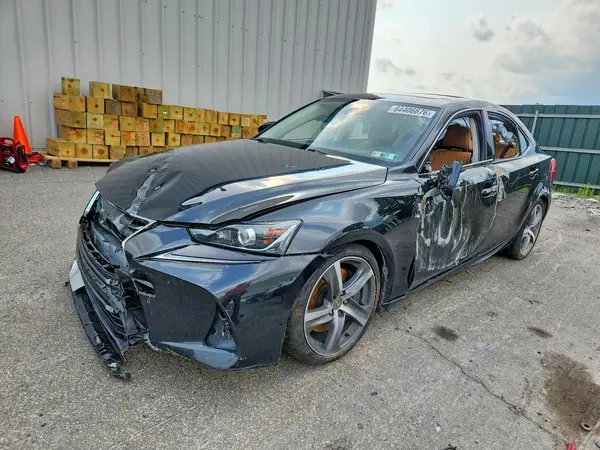 JTHBA1D26J5083296 2018 LEXUS IS - Image 1