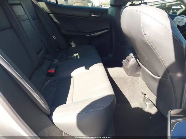 JTHBA1D26K5087916 2019 LEXUS IS - Image 8
