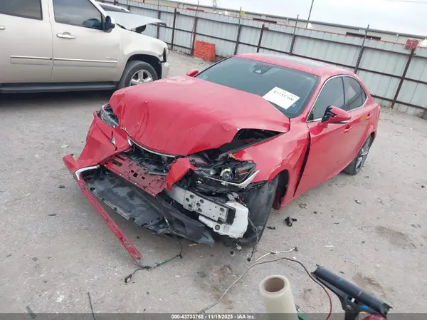 JTHBA1D26K5092484 2019 LEXUS IS - Image 2