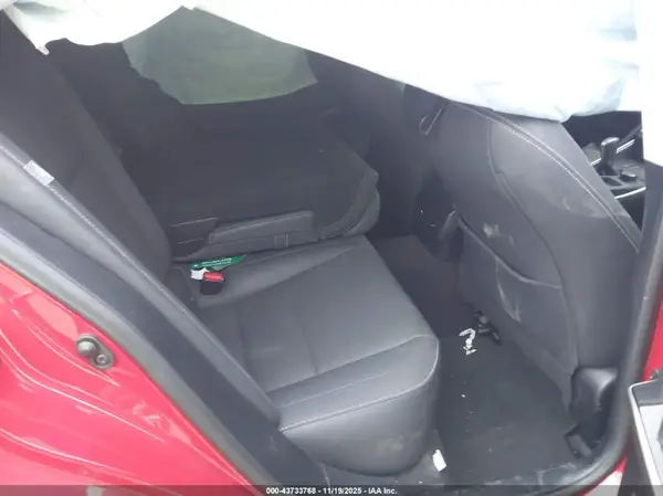 JTHBA1D26K5092484 2019 LEXUS IS - Image 8