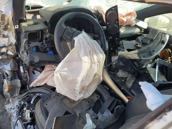 JTHBA1D26K5097586 2019 LEXUS IS - Image 8