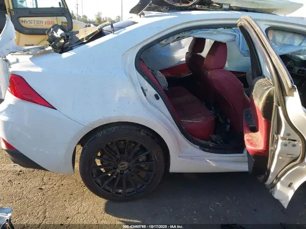 JTHBA1D26K5099189 2019 LEXUS IS - Image 8