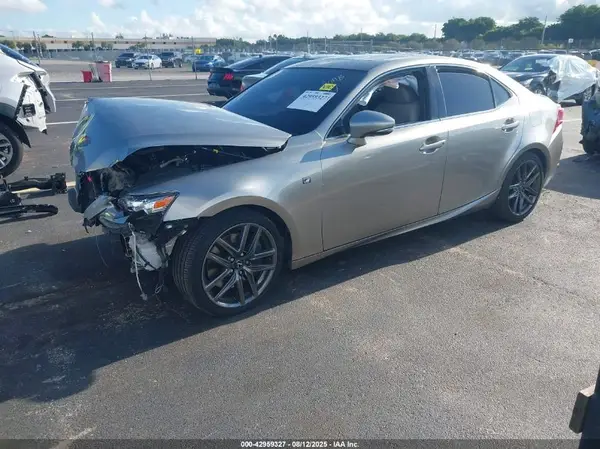 JTHBA1D27G5001181 2016 LEXUS IS - Image 2