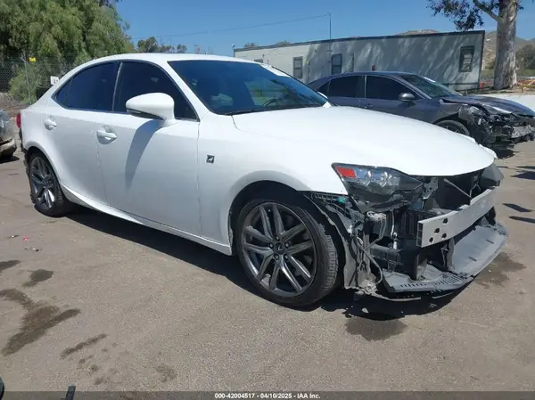 JTHBA1D27G5007871 2016 LEXUS IS - Image 1