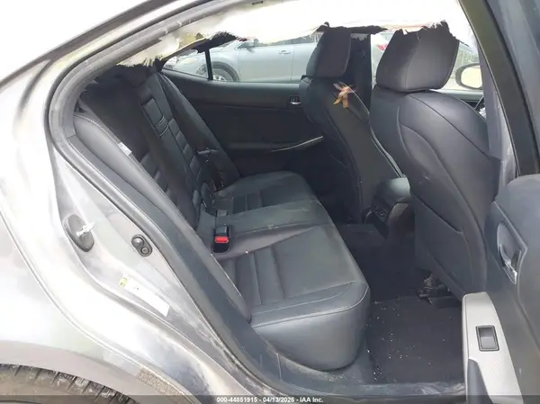 JTHBA1D27G5008003 2016 LEXUS IS - Image 8