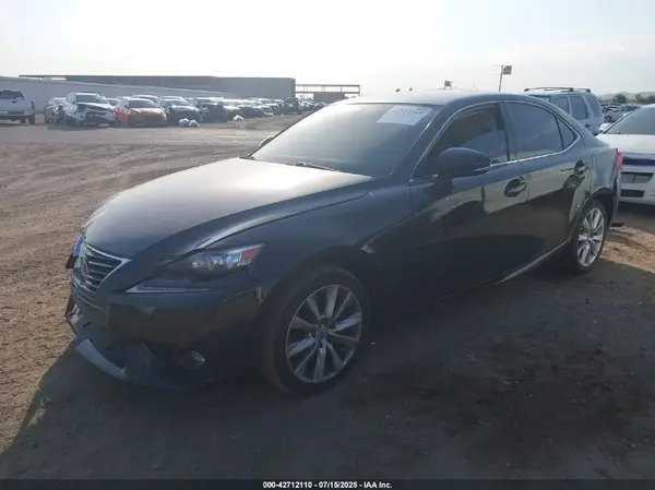 JTHBA1D27G5010446 2016 LEXUS IS - Image 2