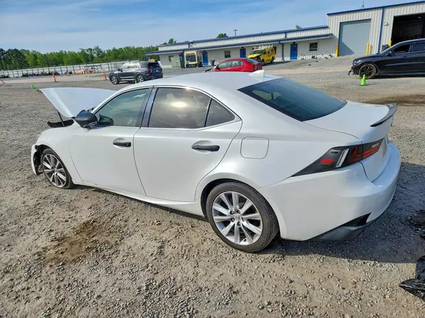 JTHBA1D27G5010902 2016 LEXUS IS - Image 2