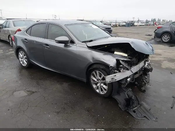 JTHBA1D27G5016988 2016 LEXUS IS - Image 1