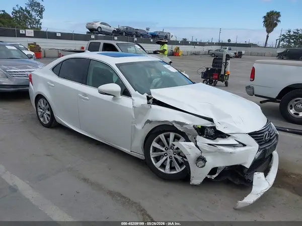 JTHBA1D27G5017316 2016 LEXUS IS - Image 1