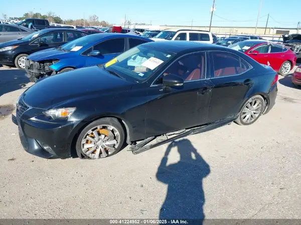 JTHBA1D27G5018241 2016 LEXUS IS - Image 2