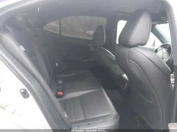 JTHBA1D27G5018398 2016 LEXUS IS - Image 8