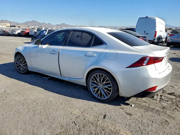 JTHBA1D27G5018501 2016 LEXUS IS - Image 2