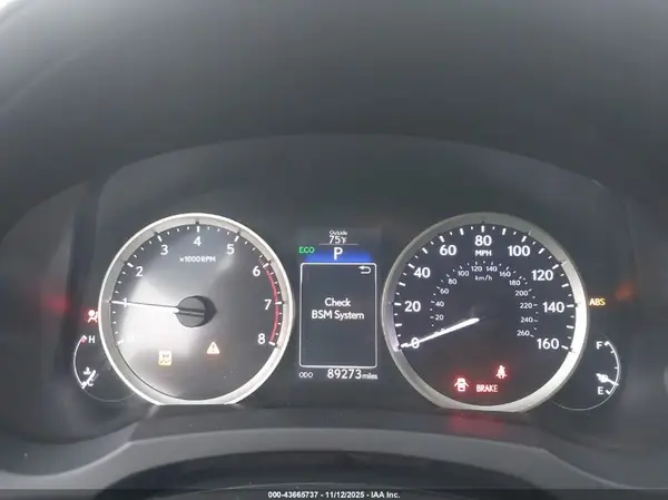 2016 LEXUS IS auction photo 7