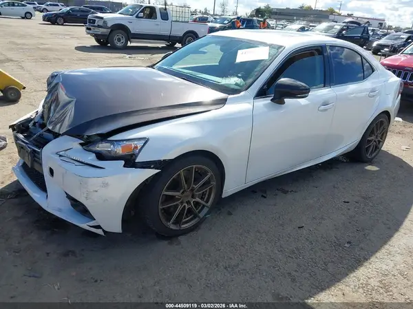 JTHBA1D27G5024184 2016 LEXUS IS - Image 2