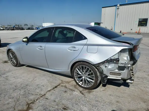 JTHBA1D27G5024394 2016 LEXUS IS - Image 2