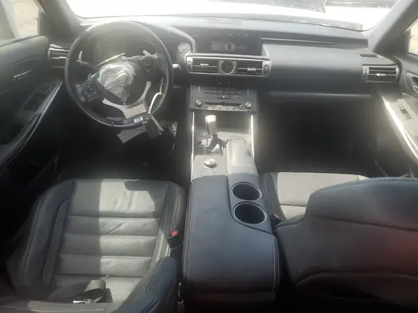 JTHBA1D27G5033046 2016 LEXUS IS - Image 8