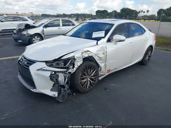 JTHBA1D27H5041777 2017 LEXUS IS - Image 2