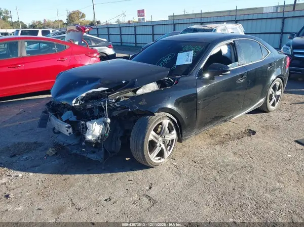 JTHBA1D27H5043352 2017 LEXUS IS - Image 2