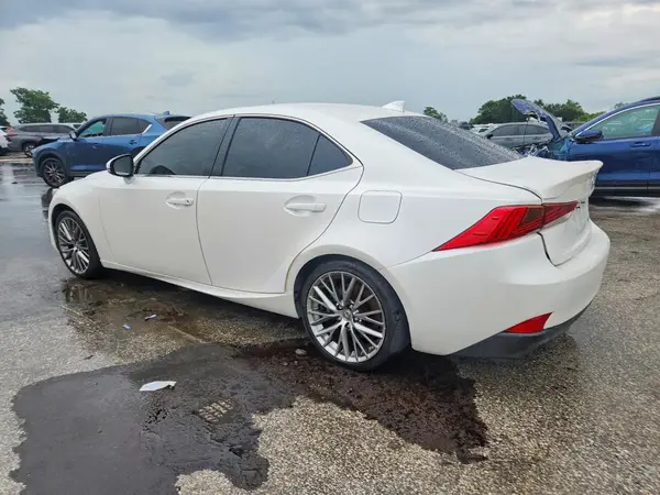 JTHBA1D27H5048745 2017 LEXUS IS - Image 2