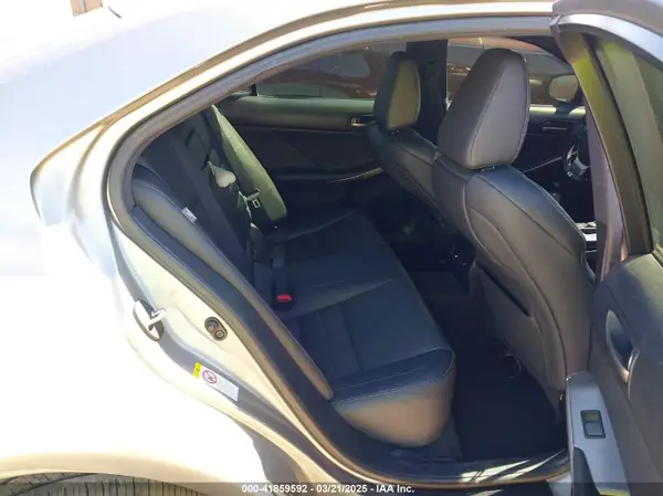 JTHBA1D27H5049152 2017 LEXUS IS - Image 8