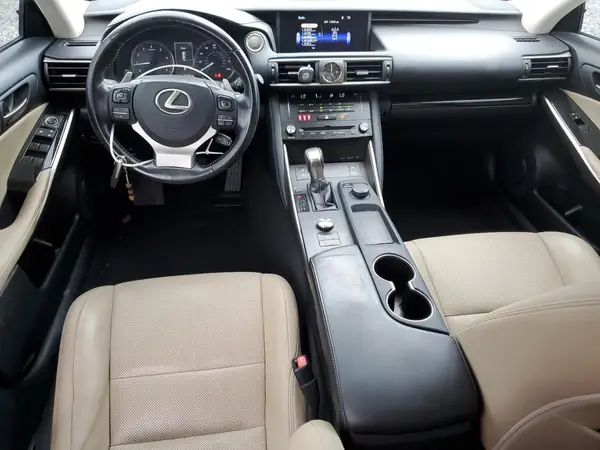 JTHBA1D27H5050012 2017 LEXUS IS - Image 8