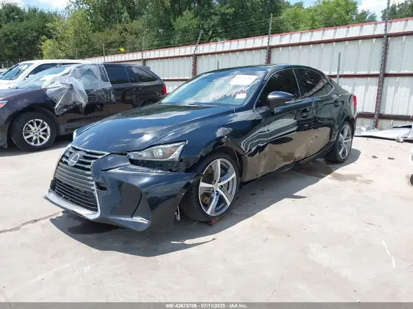 JTHBA1D27H5054433 2017 LEXUS IS - Image 2