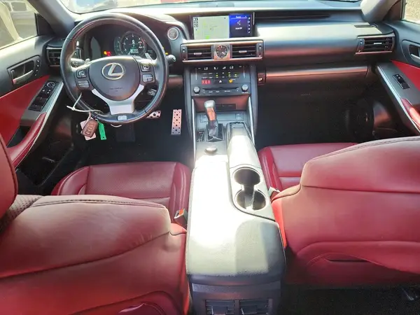 JTHBA1D27J5065826 2018 LEXUS IS - Image 8