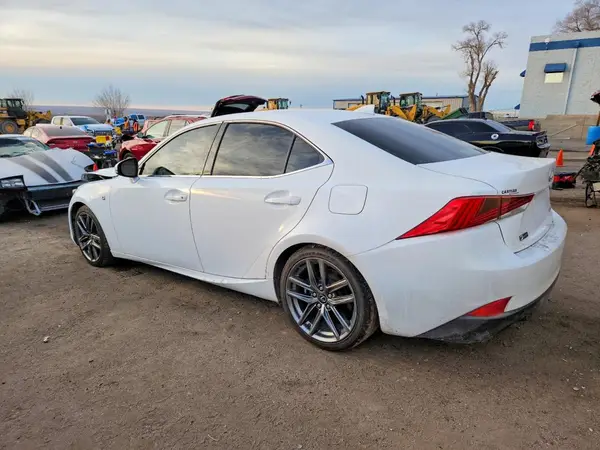 JTHBA1D27J5068080 2018 LEXUS IS - Image 2