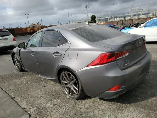 JTHBA1D27J5069391 2018 LEXUS IS - Image 2