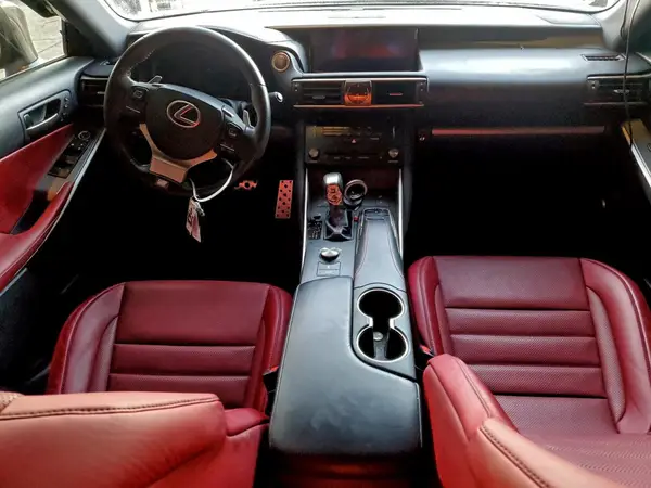 JTHBA1D27J5069861 2018 LEXUS IS - Image 8