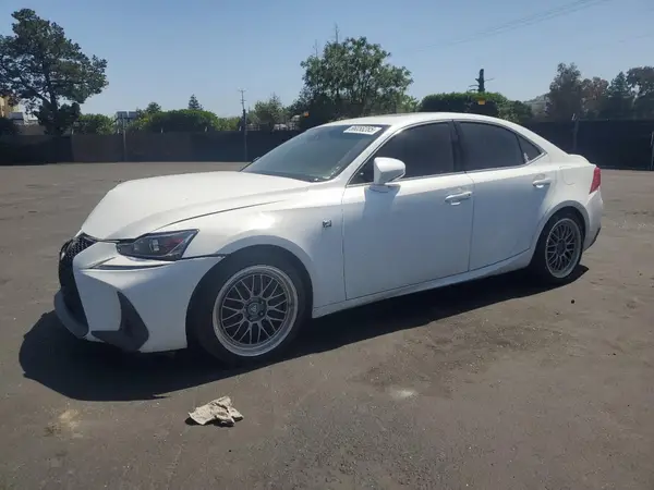 JTHBA1D27J5072923 2018 LEXUS IS - Image 1