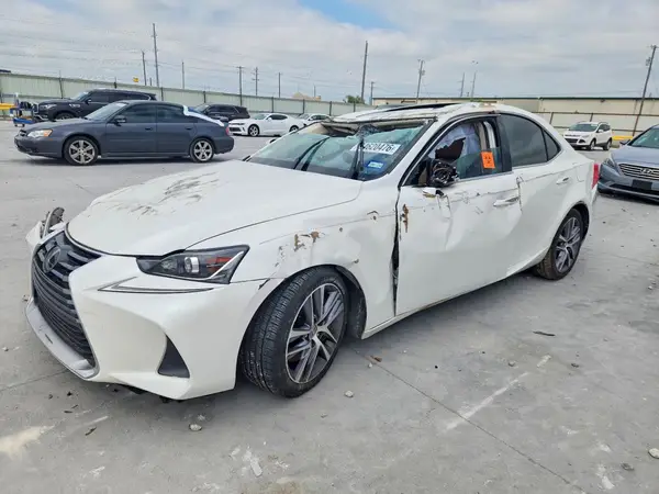 JTHBA1D27J5075210 2018 LEXUS IS - Image 1