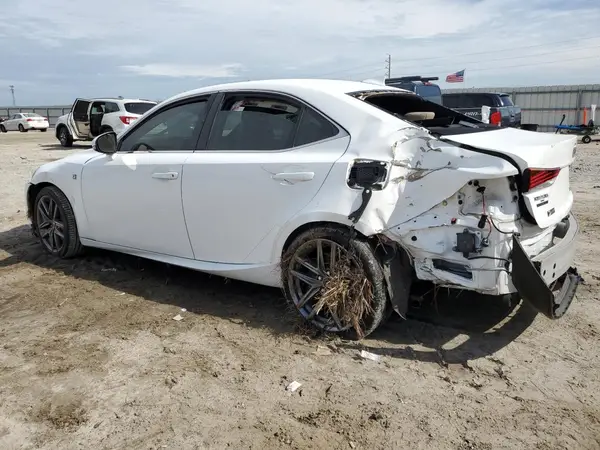 JTHBA1D27J5082206 2018 LEXUS IS - Image 2