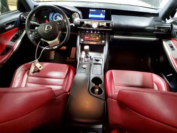 JTHBA1D27J5082433 2018 LEXUS IS - Image 8