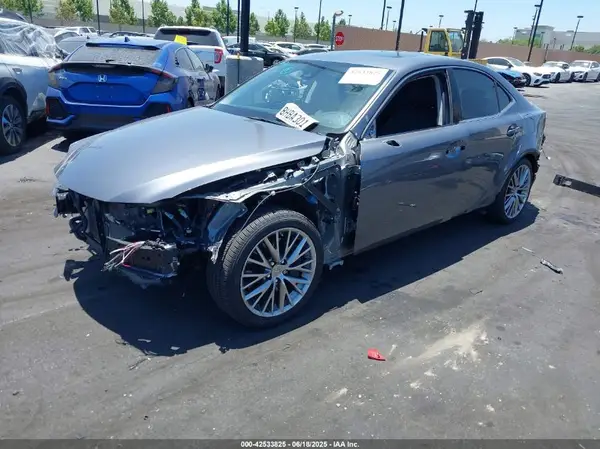 JTHBA1D27K5086418 2019 LEXUS IS - Image 2