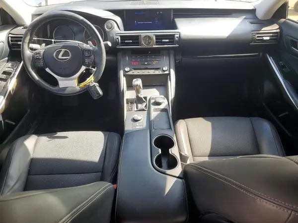 JTHBA1D27K5090095 2019 LEXUS IS - Image 8