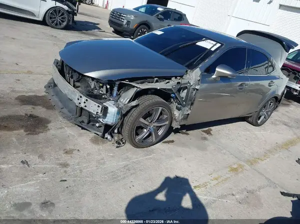 JTHBA1D27K5097807 2019 LEXUS IS - Image 2