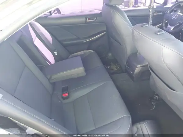 JTHBA1D27K5097807 2019 LEXUS IS - Image 8