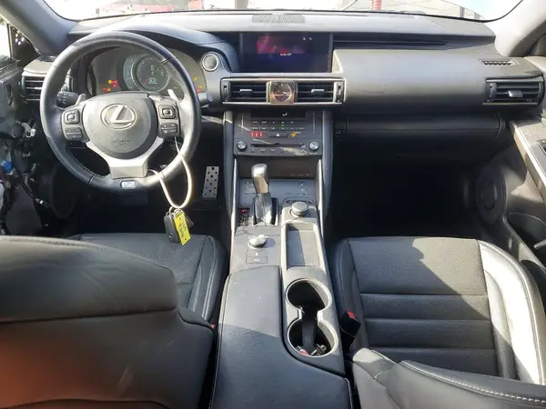 JTHBA1D27K5099914 2019 LEXUS IS - Image 8